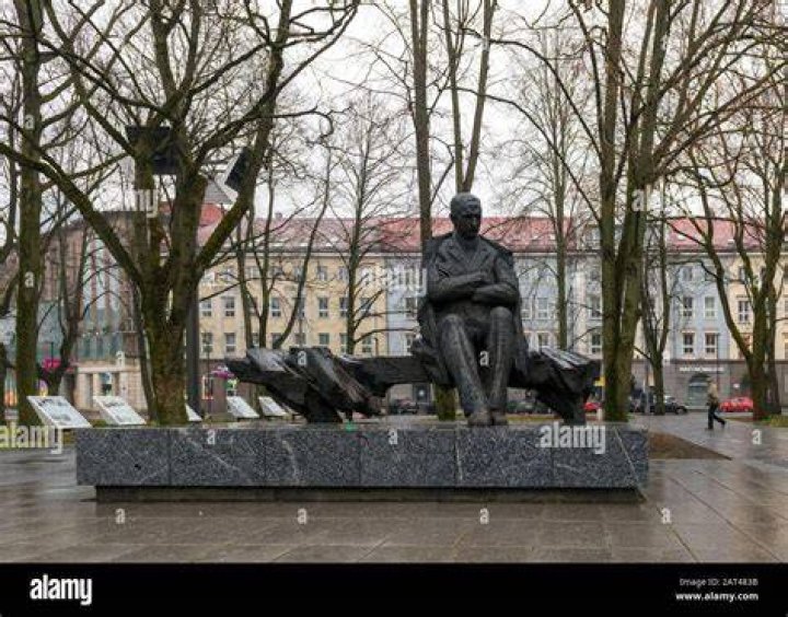 Anton Hansen Tammsaare Anton Hansen Tammsaare