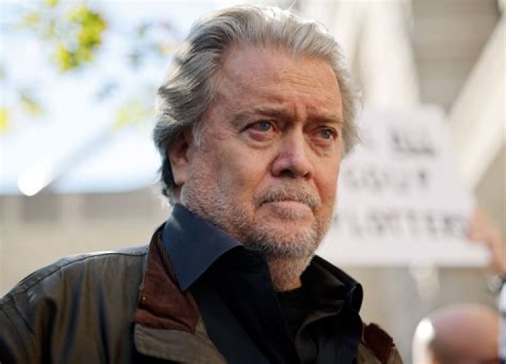 Steve Bannon siblings: Chris Bannon, Mike Bannon, Mary Beth Meredith 1 Bannon