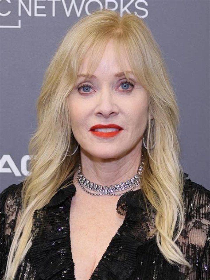 Barbara Crampton Net Worth