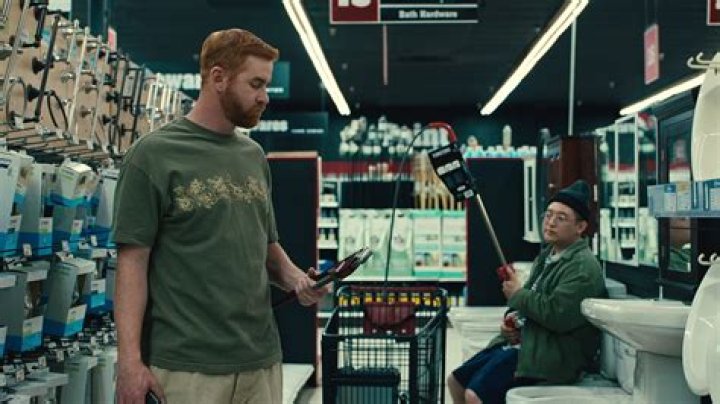 Beef. (L to R) Andrew Santino as Michael, Rekstizzy as Bobby in episode 105 of Beef.