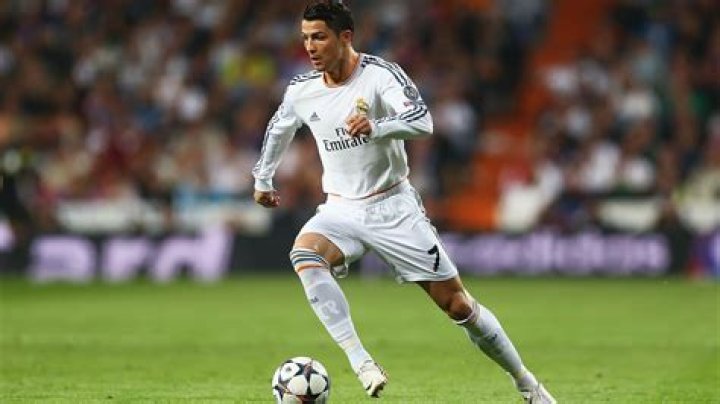 Has Cristiano Ronaldo played for Barcelona? 1 Cristiano Ronaldo