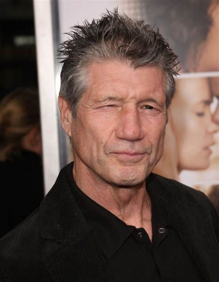 Does Fred Ward have a daughter? How many children did Fred Ward have? 1 fred ward
