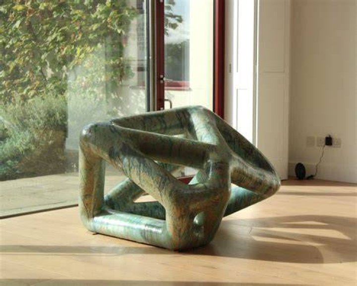 How old is Richard Deacon?
