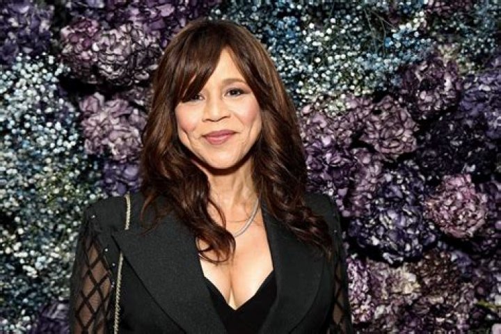 How old is Rosie Perez net worth?