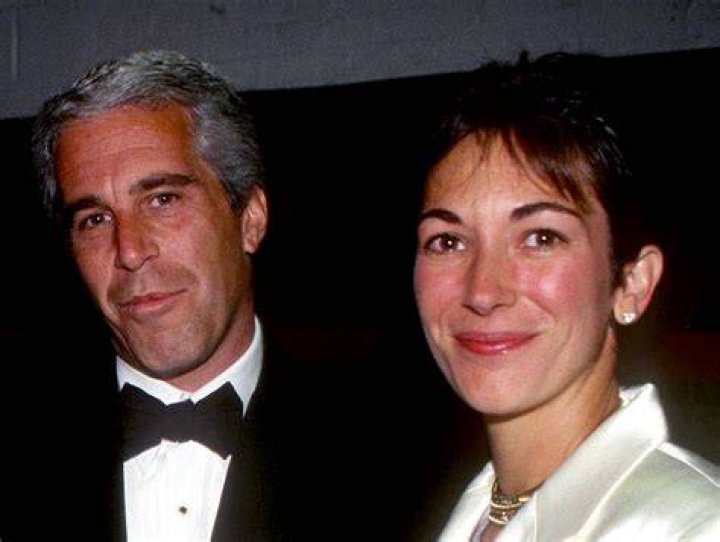 Jeffrey Epstein autopsy: Broken neck and comparison photos 1 Jeffrey Epstein and Ghislaine Maxwell