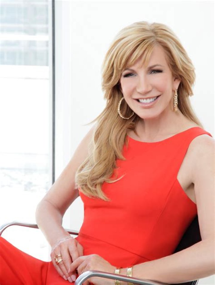 Leeza Gibbons Leeza Gibbons