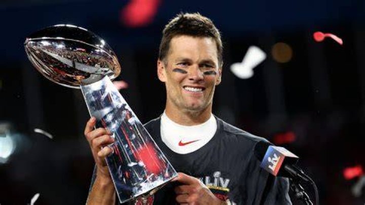 How many kids does Tom Brady have with Gisele Bündchen? 1 Tom Brady